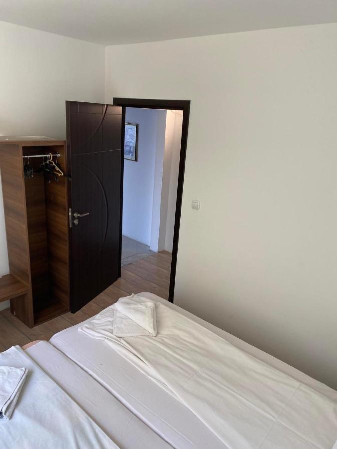 Safo Apartments&Rooms Sozopol Buitenkant foto