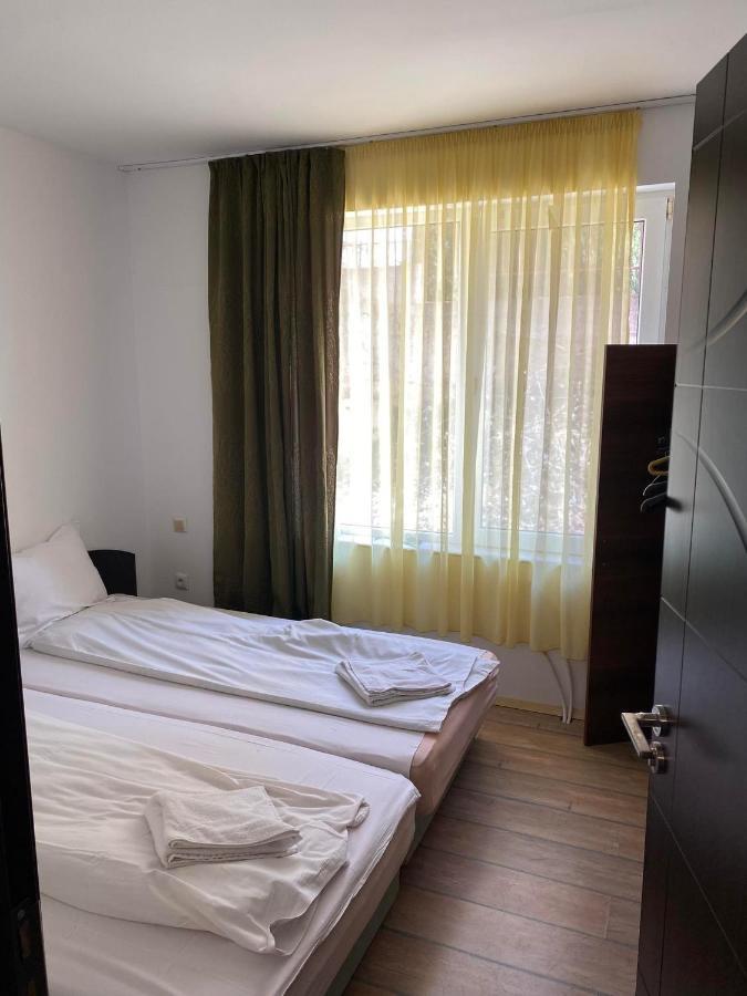 Safo Apartments&Rooms Sozopol Buitenkant foto