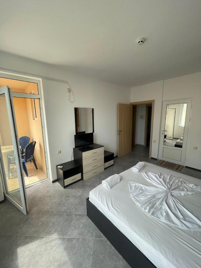 Safo Apartments&Rooms Sozopol Buitenkant foto