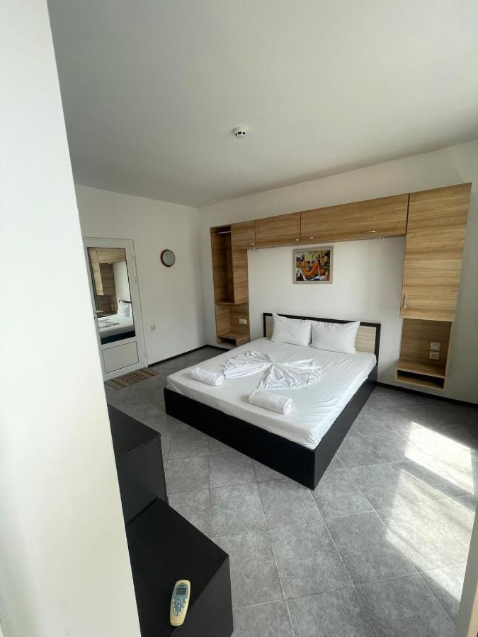 Safo Apartments&Rooms Sozopol Buitenkant foto