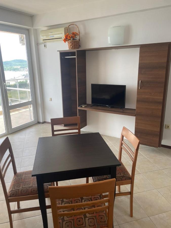 Safo Apartments&Rooms Sozopol Buitenkant foto