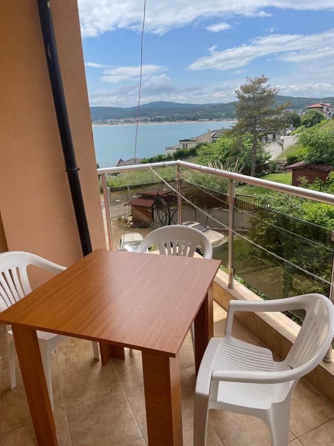 Safo Apartments&Rooms Sozopol Buitenkant foto