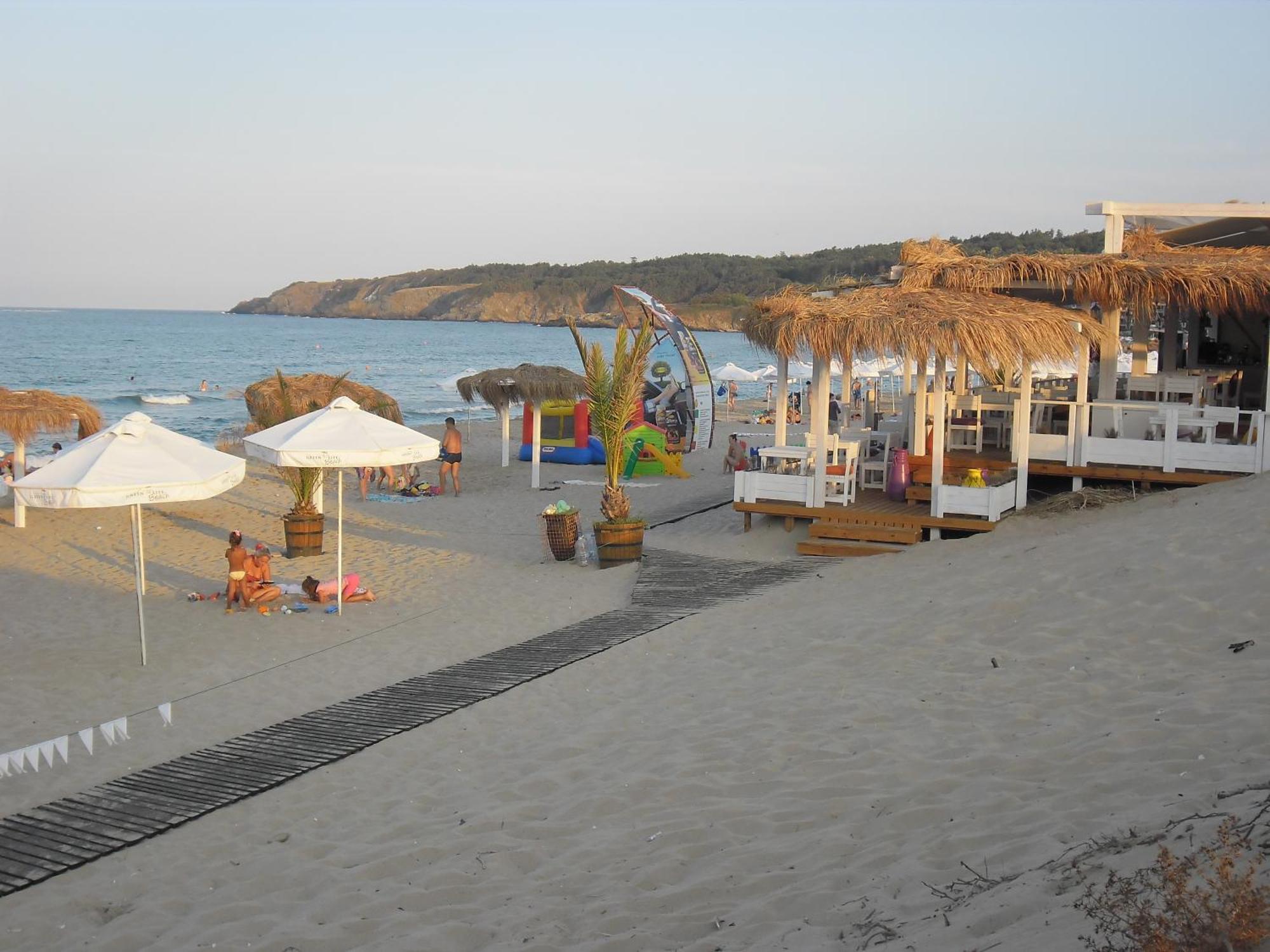 Safo Apartments&Rooms Sozopol Buitenkant foto